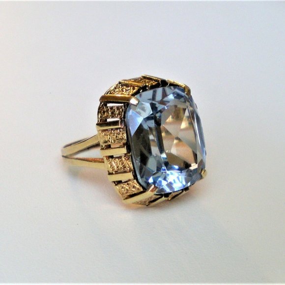 Vintage HEAVY European 14K 585 Yellow Gold Blue Spinel Statement Cocktail Ring